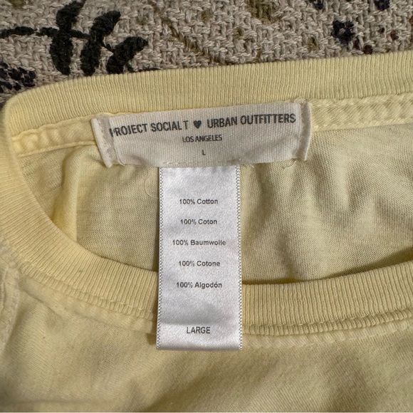 Urban Outfitters T-Shirt, Size Large - Picture 3 of 3